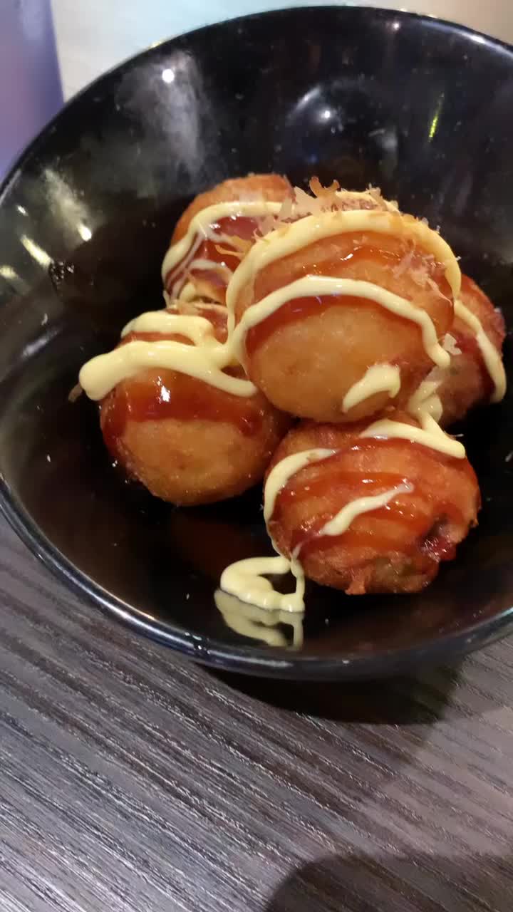 Video review of Sukiya Ramen