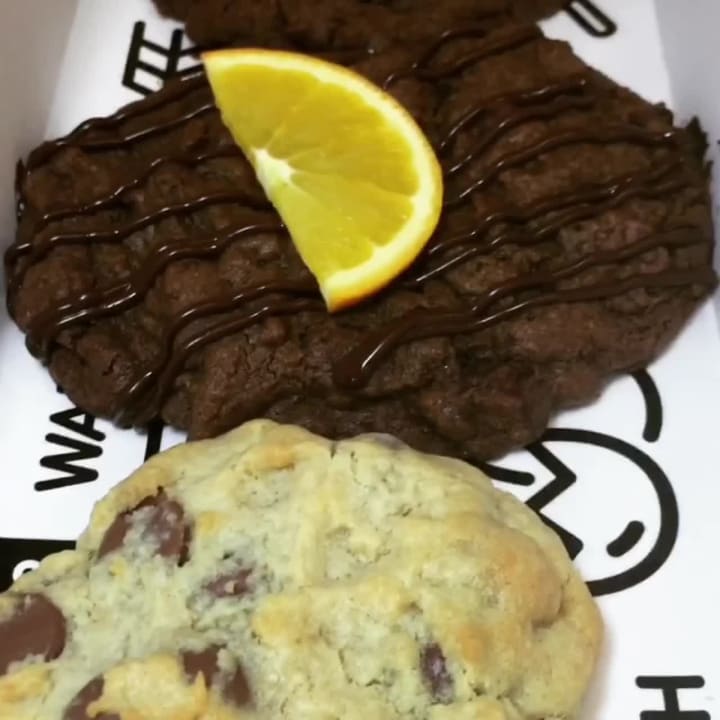 Video review of Crumbl Cookies