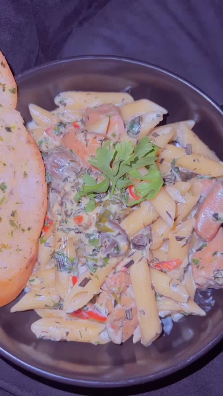 Venice restaurant and lounge