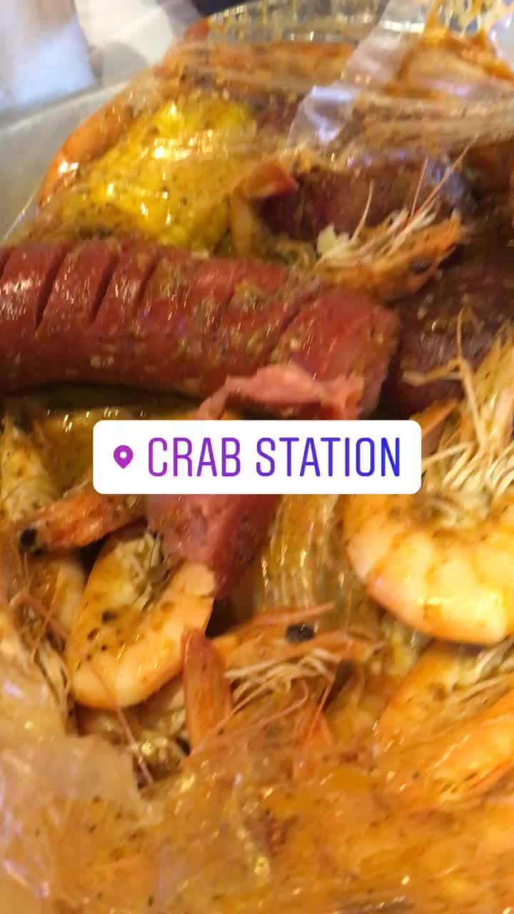 Video review of The Crab Station