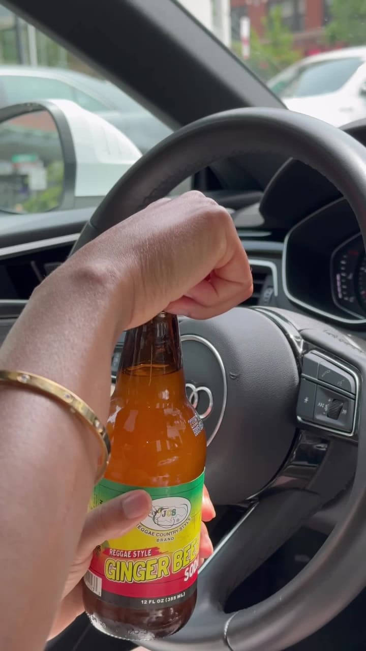 Video review of Ja' Grill Hyde Park