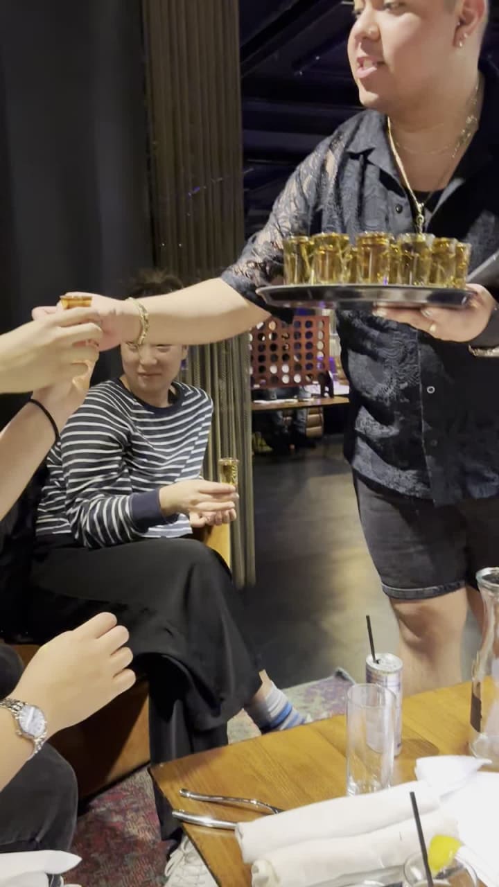 Video review of SPIN New York Flatiron