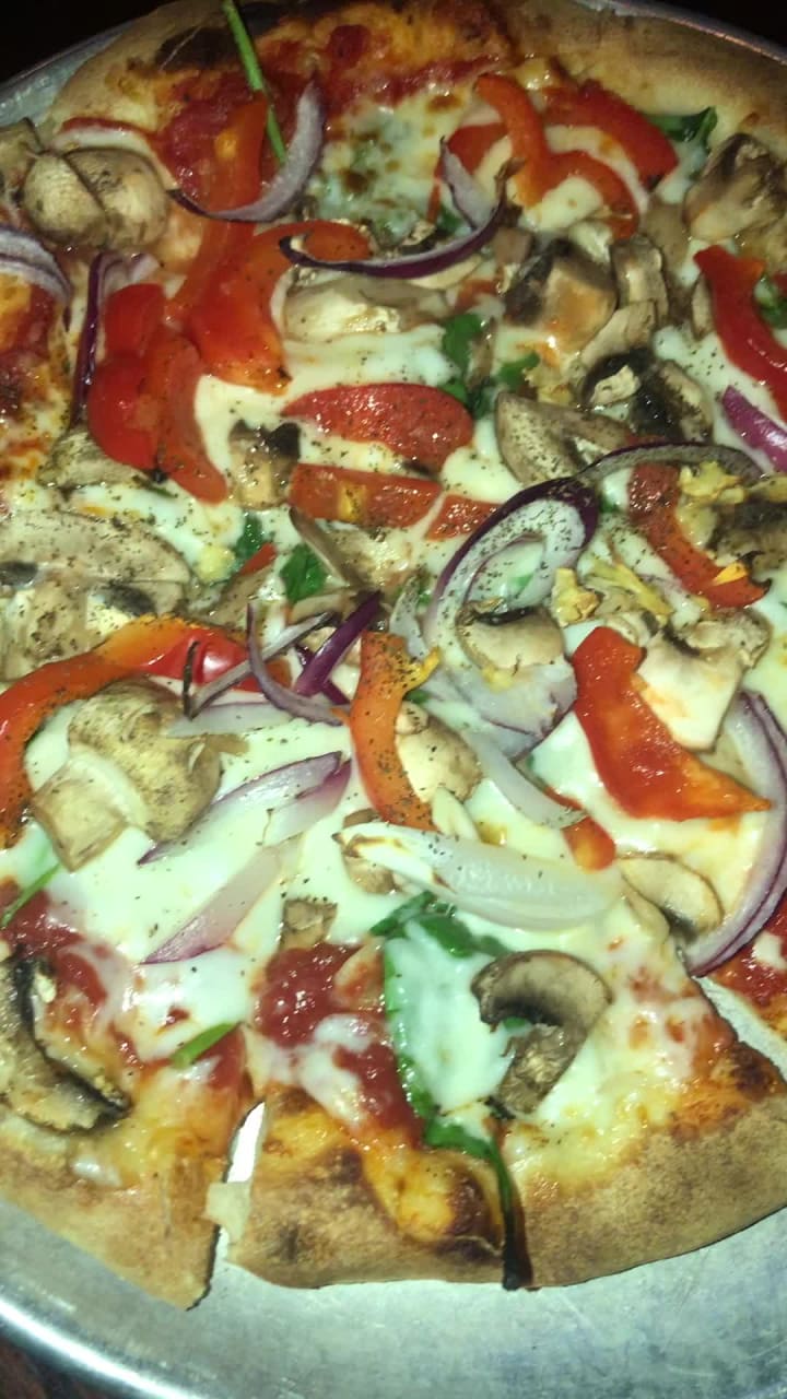 Pub Dog Pizza & Drafthouse