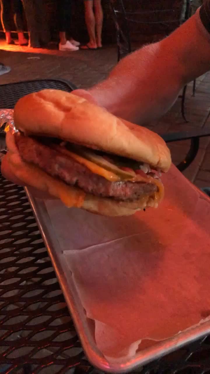 Video review of Park Tavern