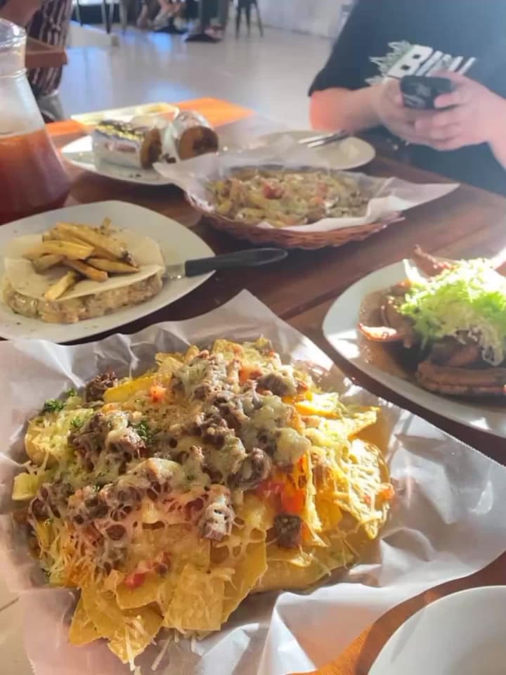 Silantro Fil-Mex Cantina