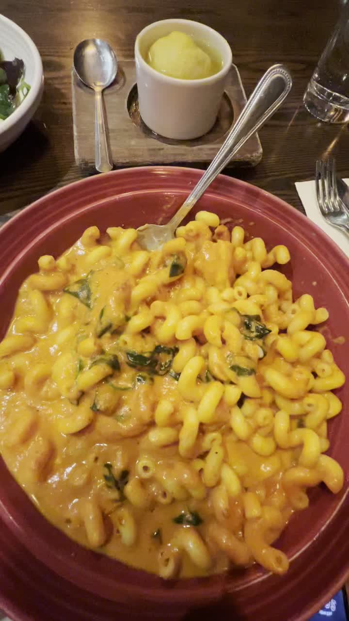 Roxy’s Diner Bar & Grill