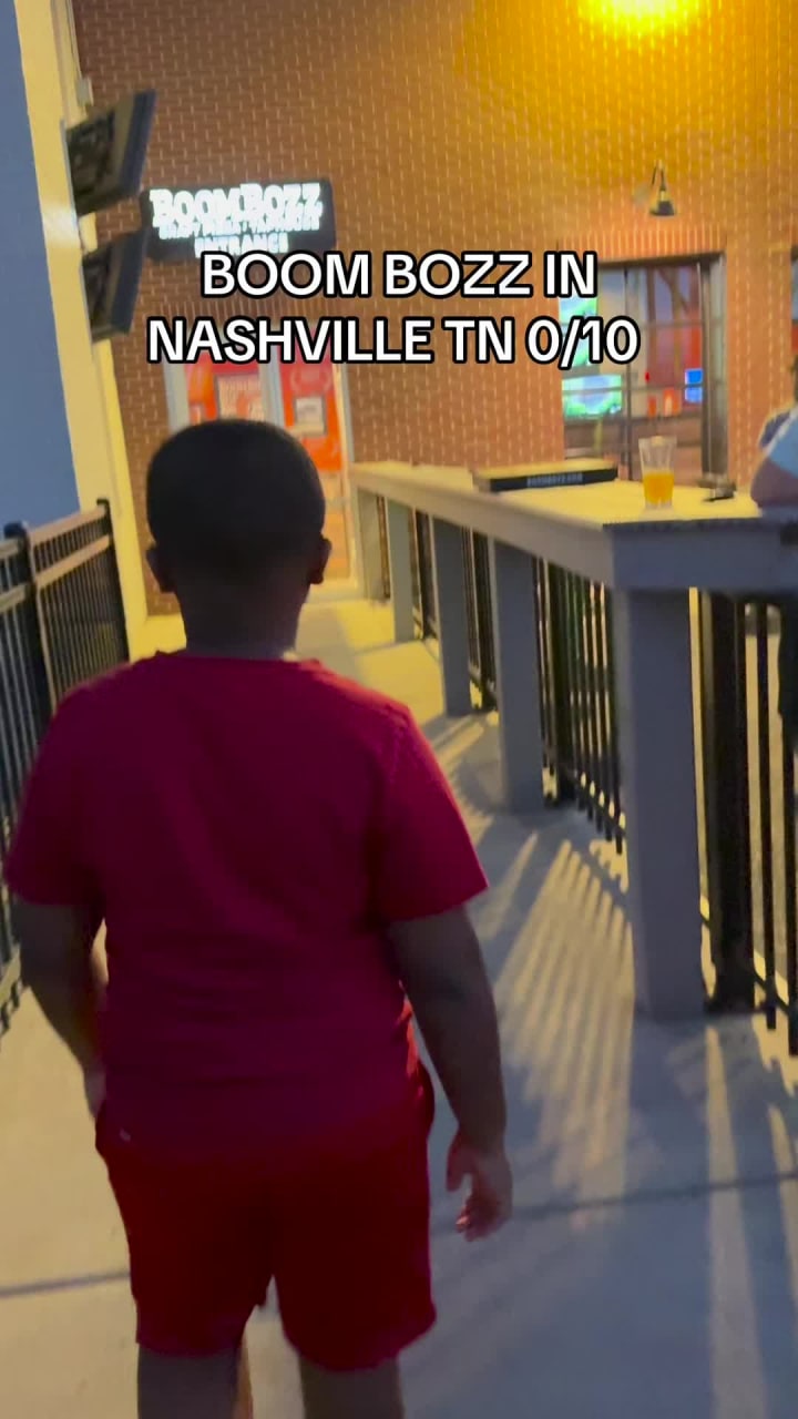 Boombozz Craft Pizza & Taphouse