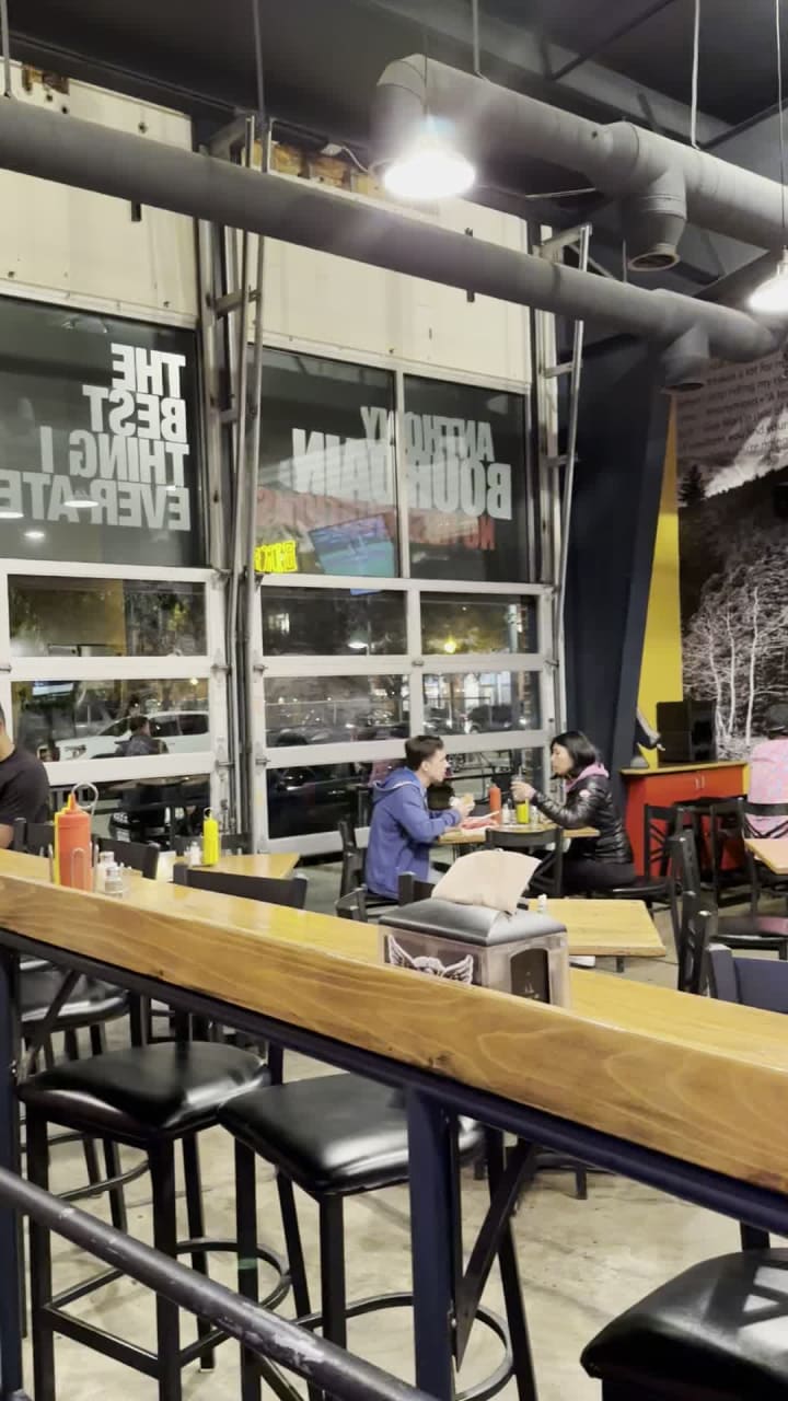 Video review of Biker Jim's Gourmet Dogs