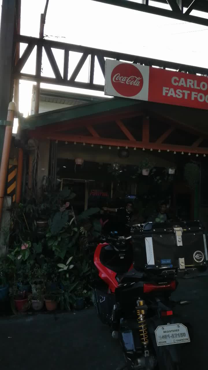 Mang Ed Bakareta House