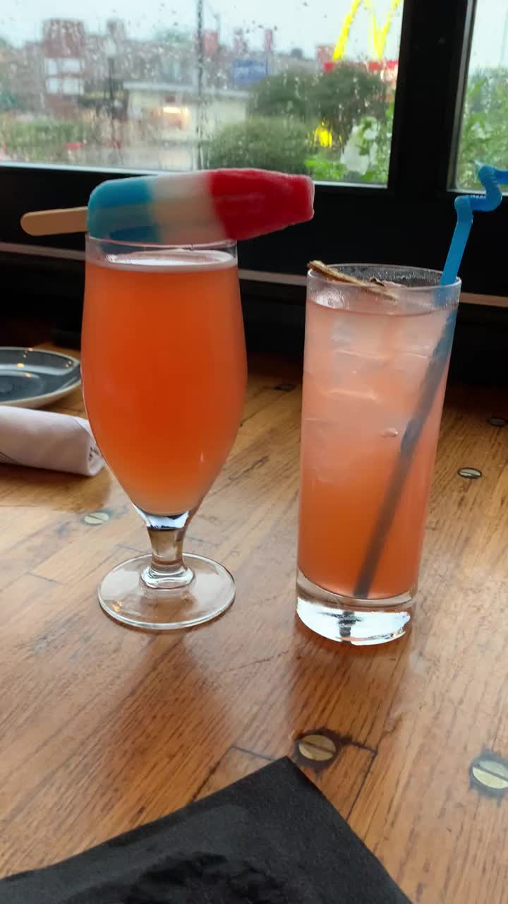 Lucy's American Tavern