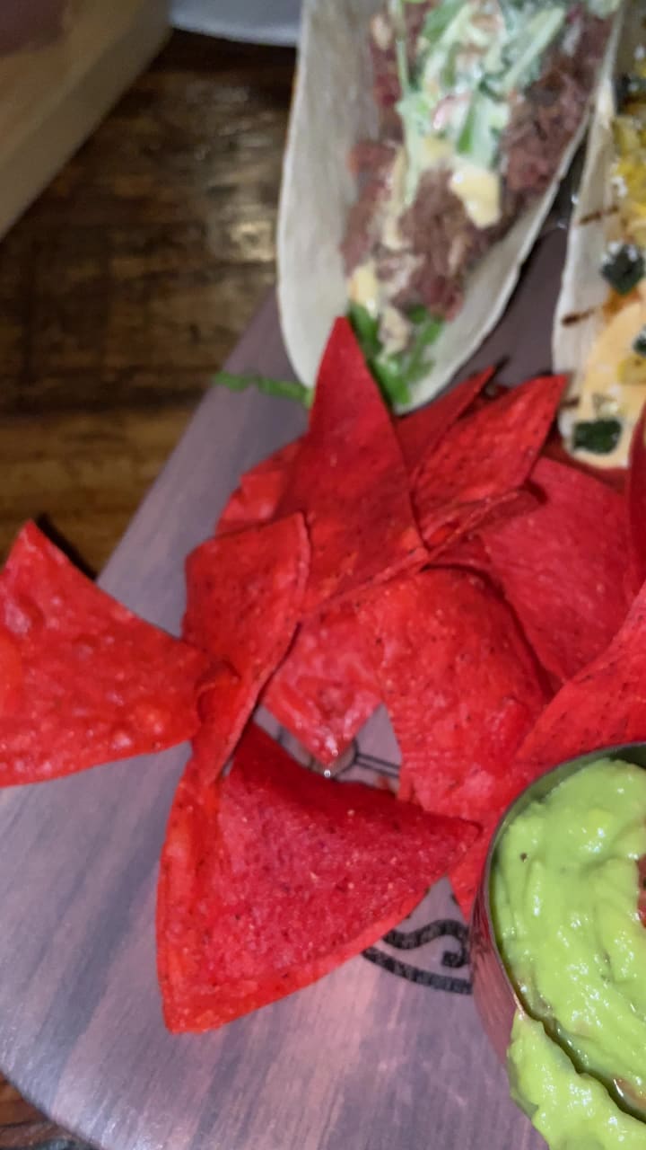 Bogey's Club And Cafe