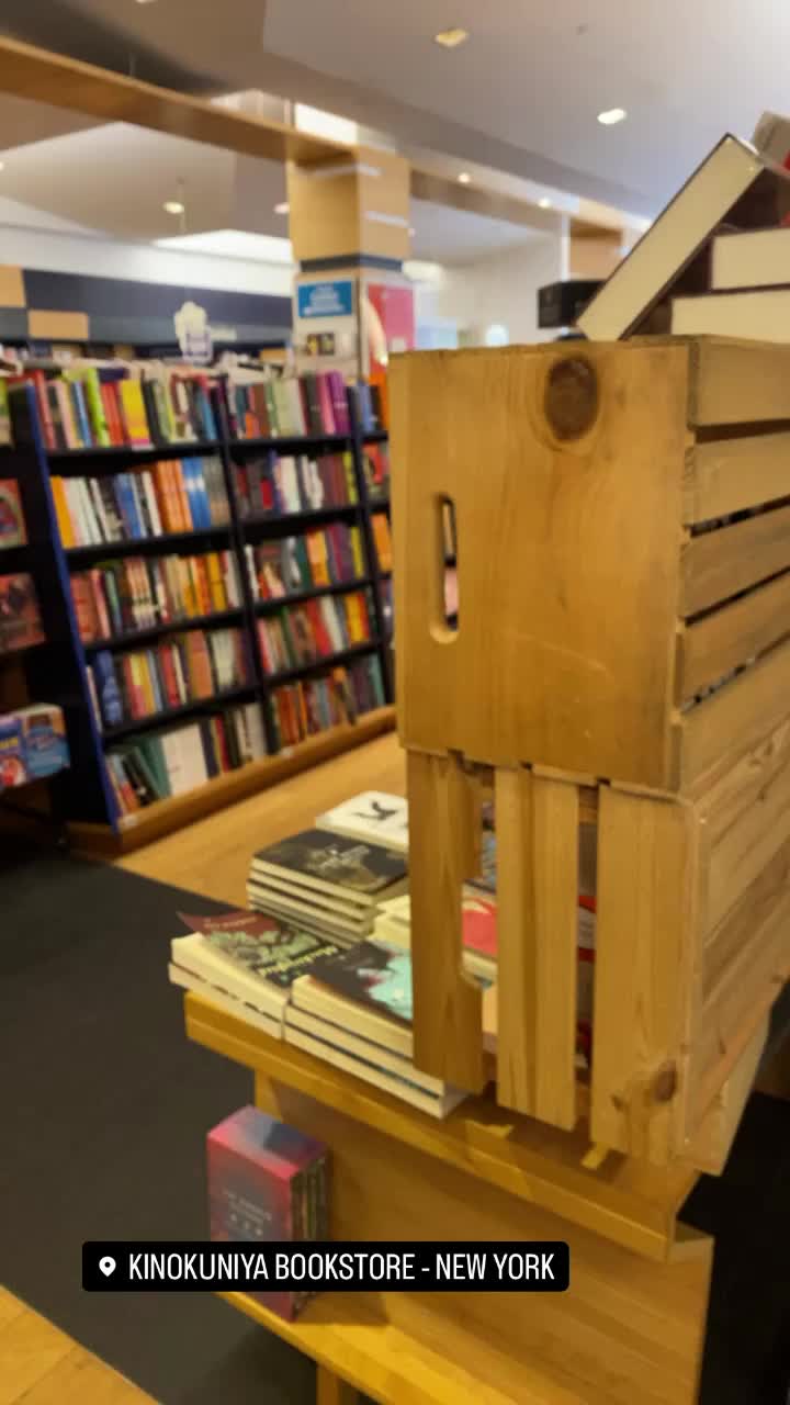 Video review of Books Kinokuniya