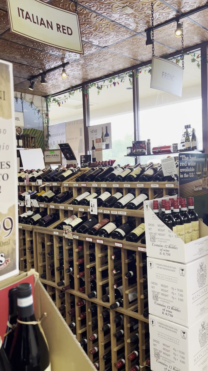 Dubs's Liquors and Fine Wines