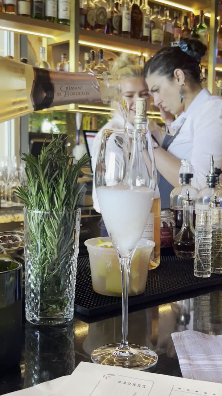 Esh Modern Mediterranean