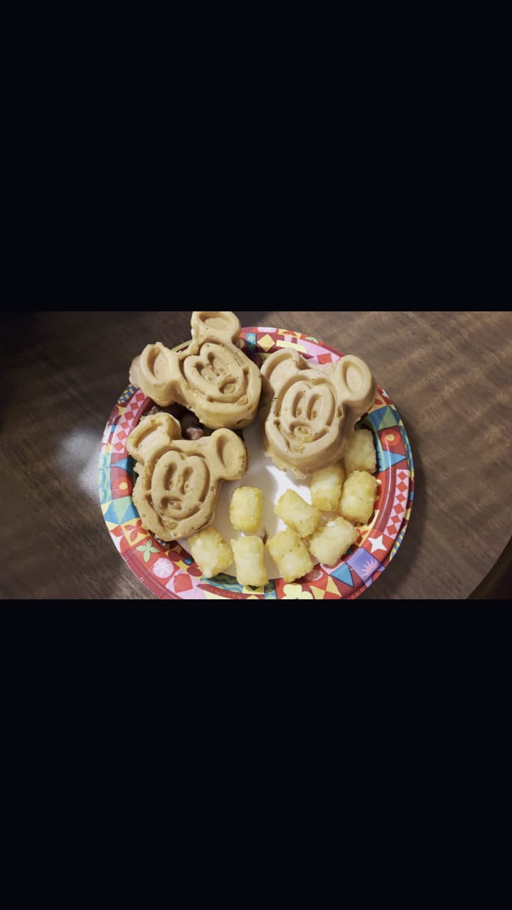 Video review of Trail's End Restaurant