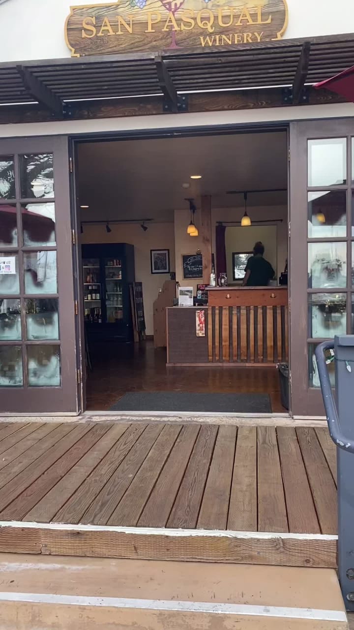 Video review of San Pasqual Winery Tasting Room