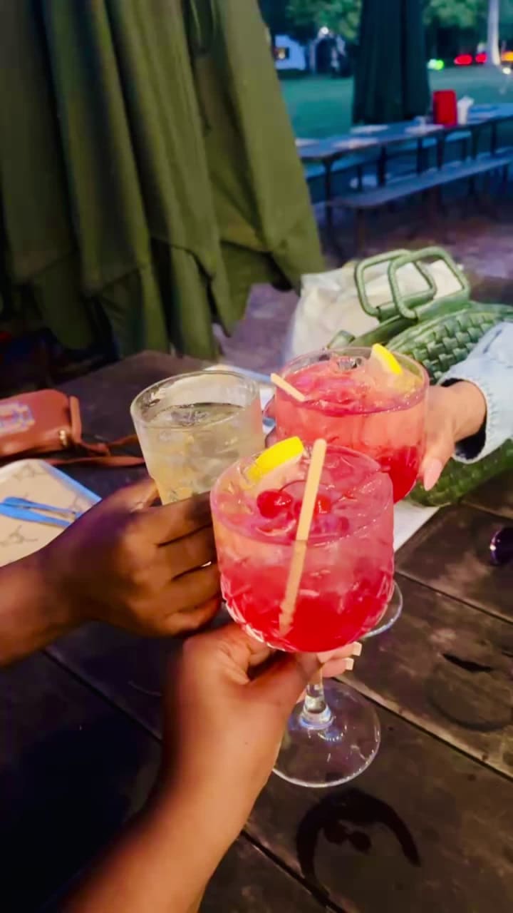 Video review of Eight Restaurant