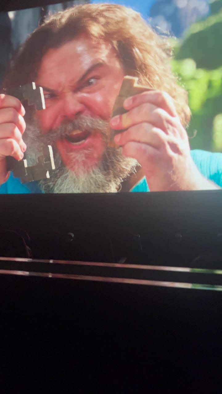 Video review of Regal Edwards Alhambra Renaissance