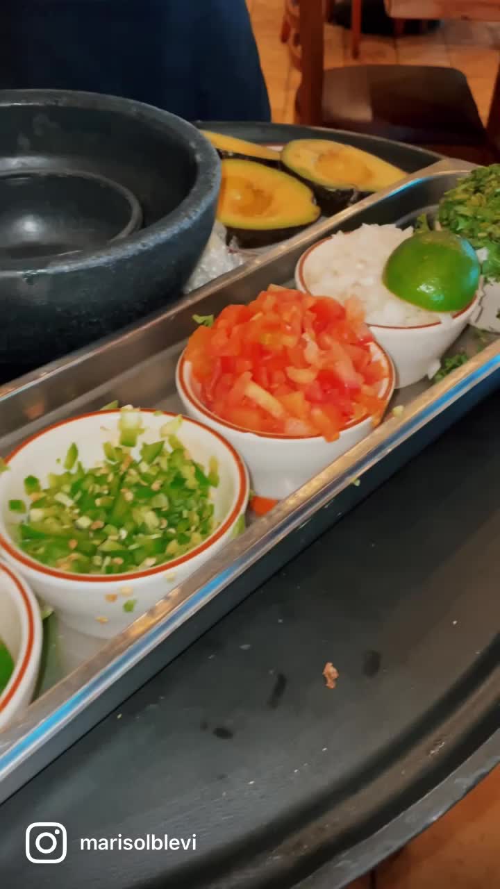 Video review of Lindo Michoacan