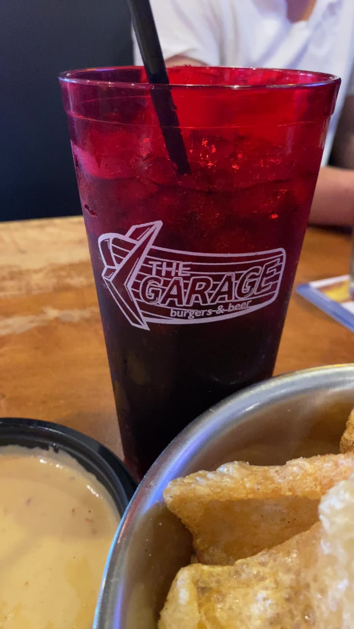 Video review of Smitty's Garage