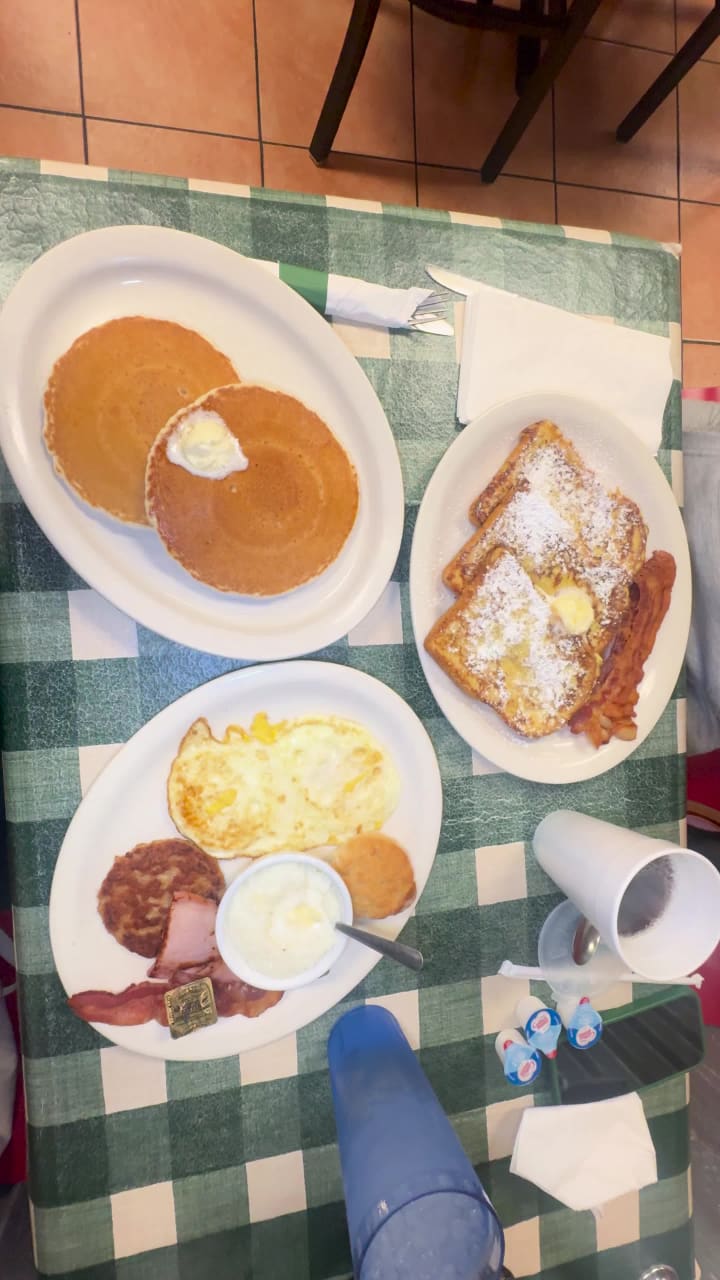 Video review of The Breakfast Place