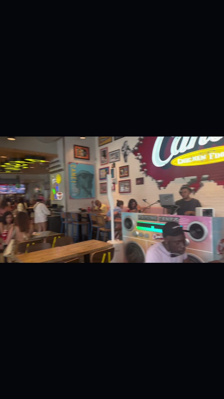 Raising Cane's Chicken Fingers