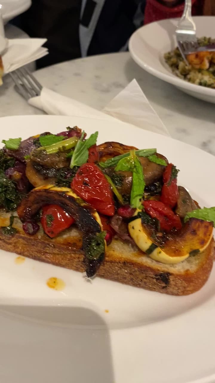 Video review of Tatte