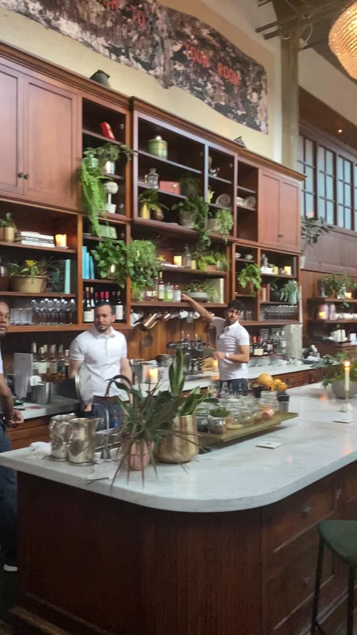 Sueños X Soho Friends