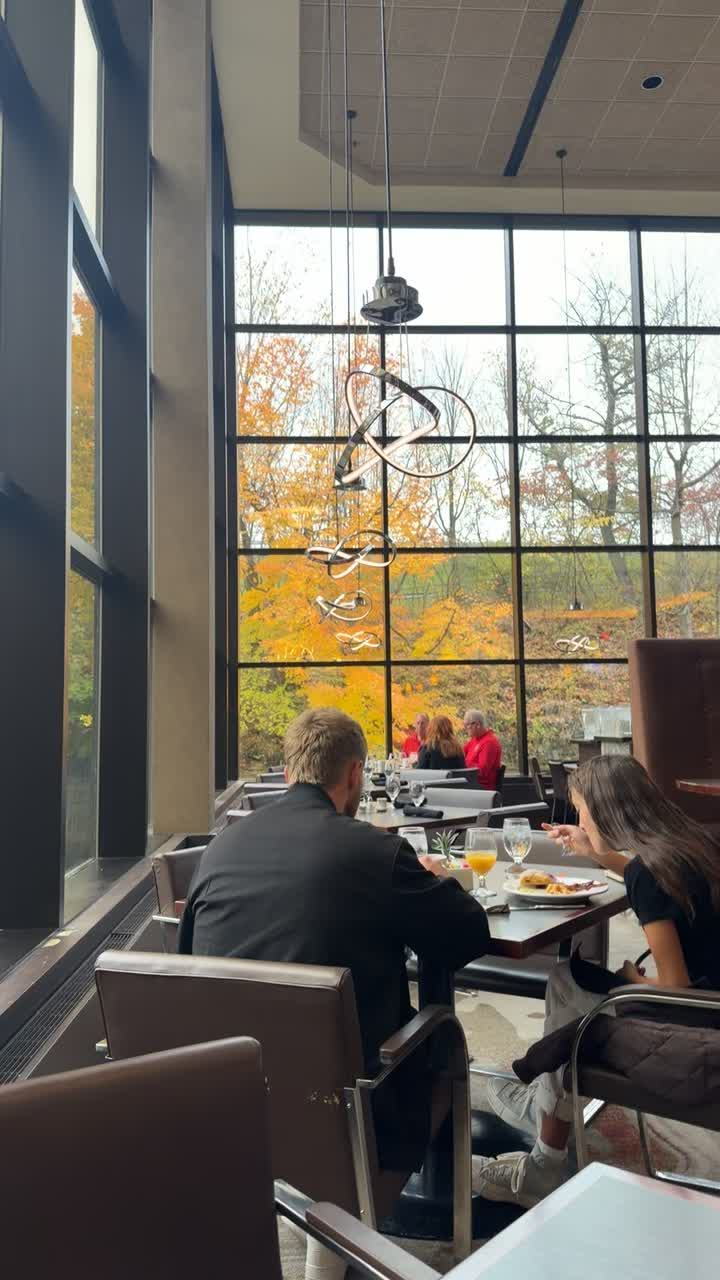 Video review of Beau's on the River