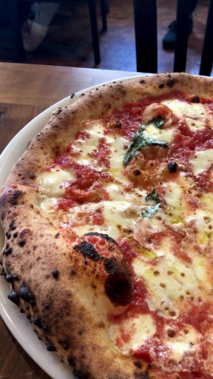 Mercurio's Artisan Gelato and Neapolitan Pizza