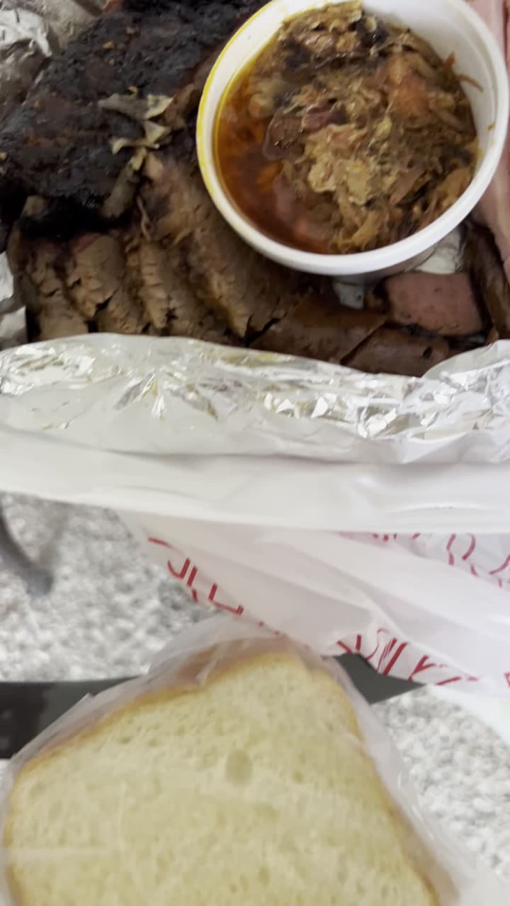 Video review of Blanco BBQ