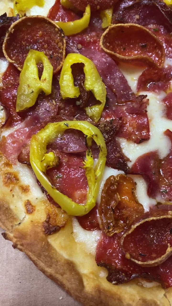 Video review of Hideaway Pizza