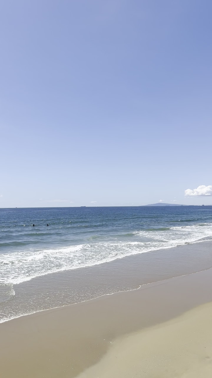Video review of Newport Beach Pier