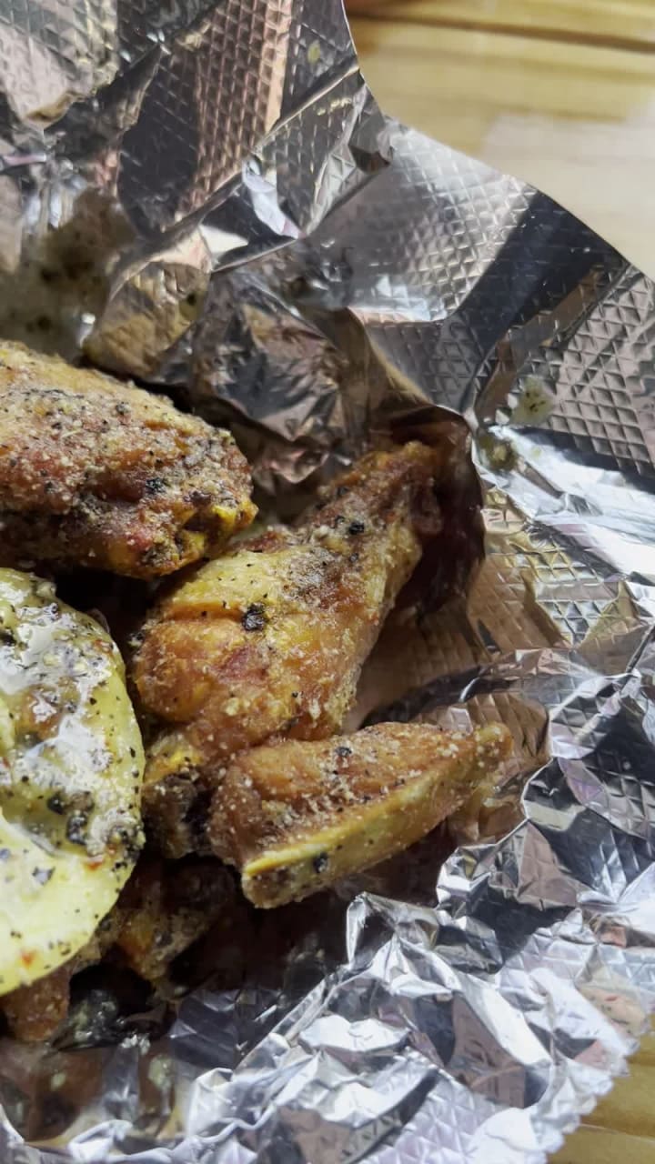 The Dawg House Burgers & More