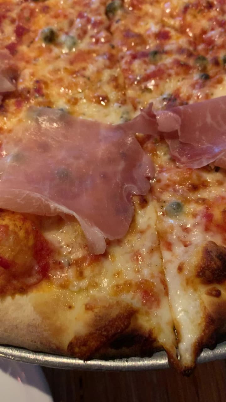 Video review of Proto's Pizza