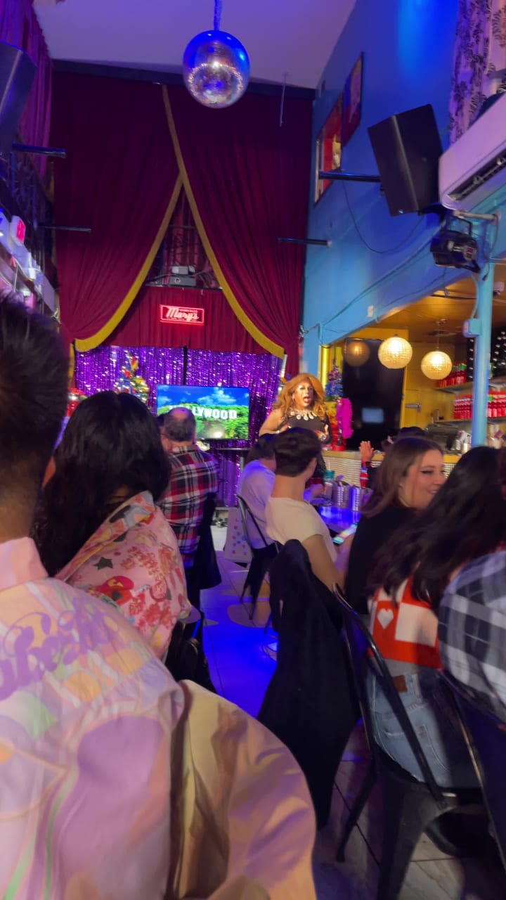 Video review of Hamburger Mary's