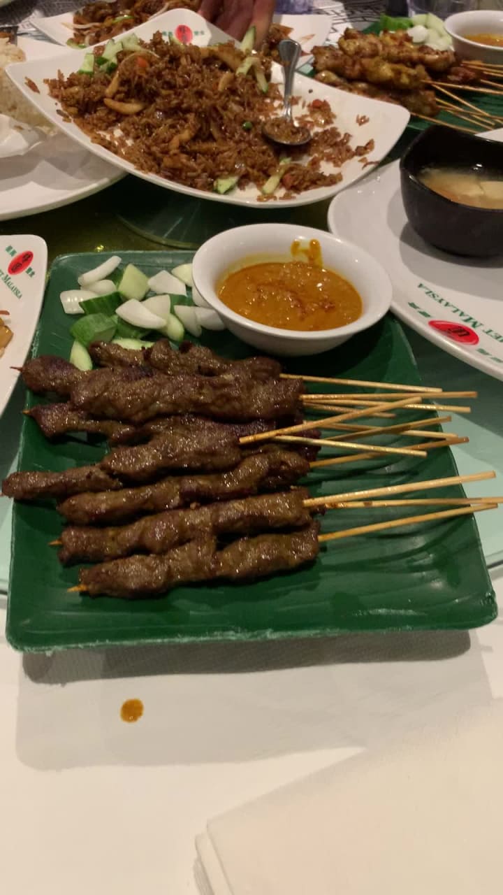 Gourmet Malaysia HALAL Family Restaurant and 6000 sq. ft. Banquet Hall