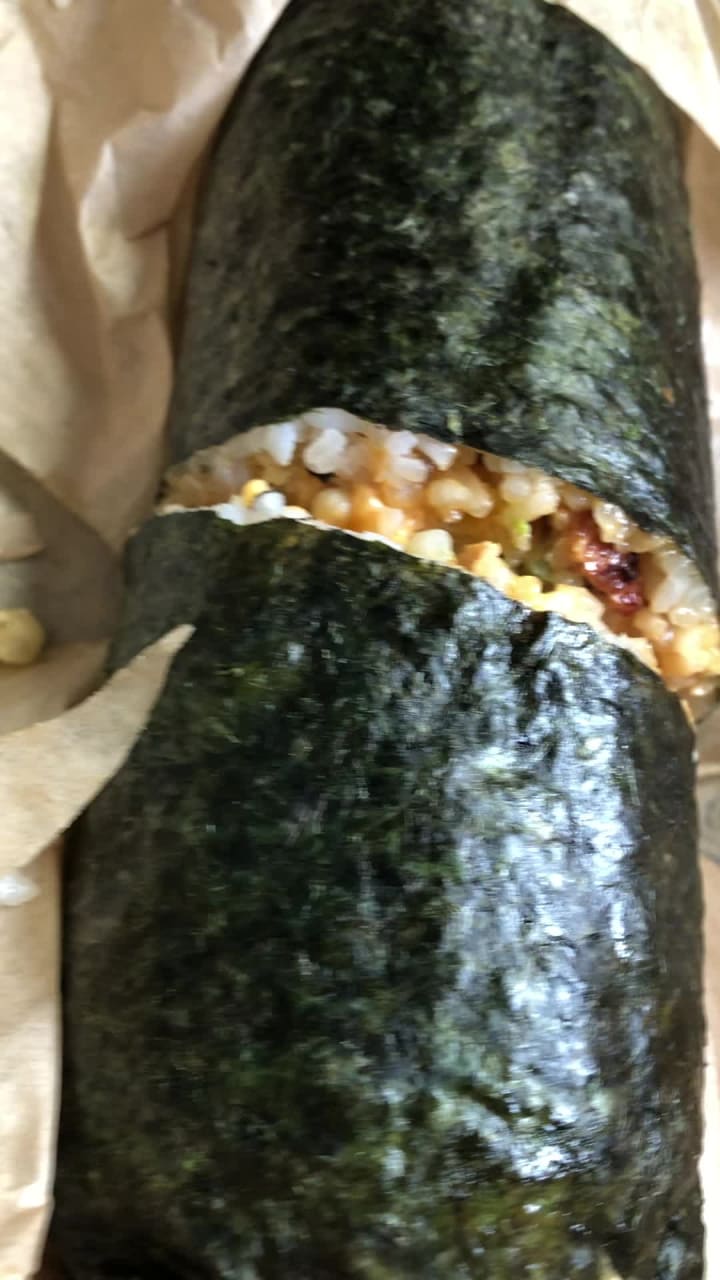 Video review of SOHO Sushi Burrito