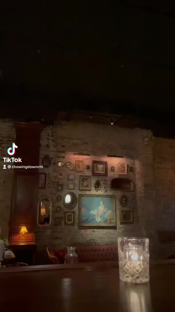 Bavette's Bar & Boeuf