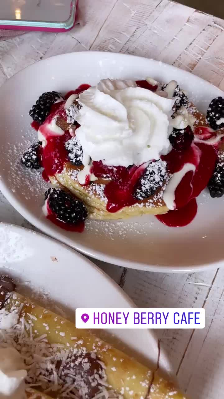 Honey Berry Pancakes And Cafe