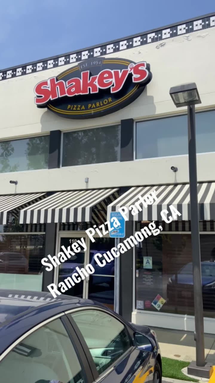 Shakey's Pizza