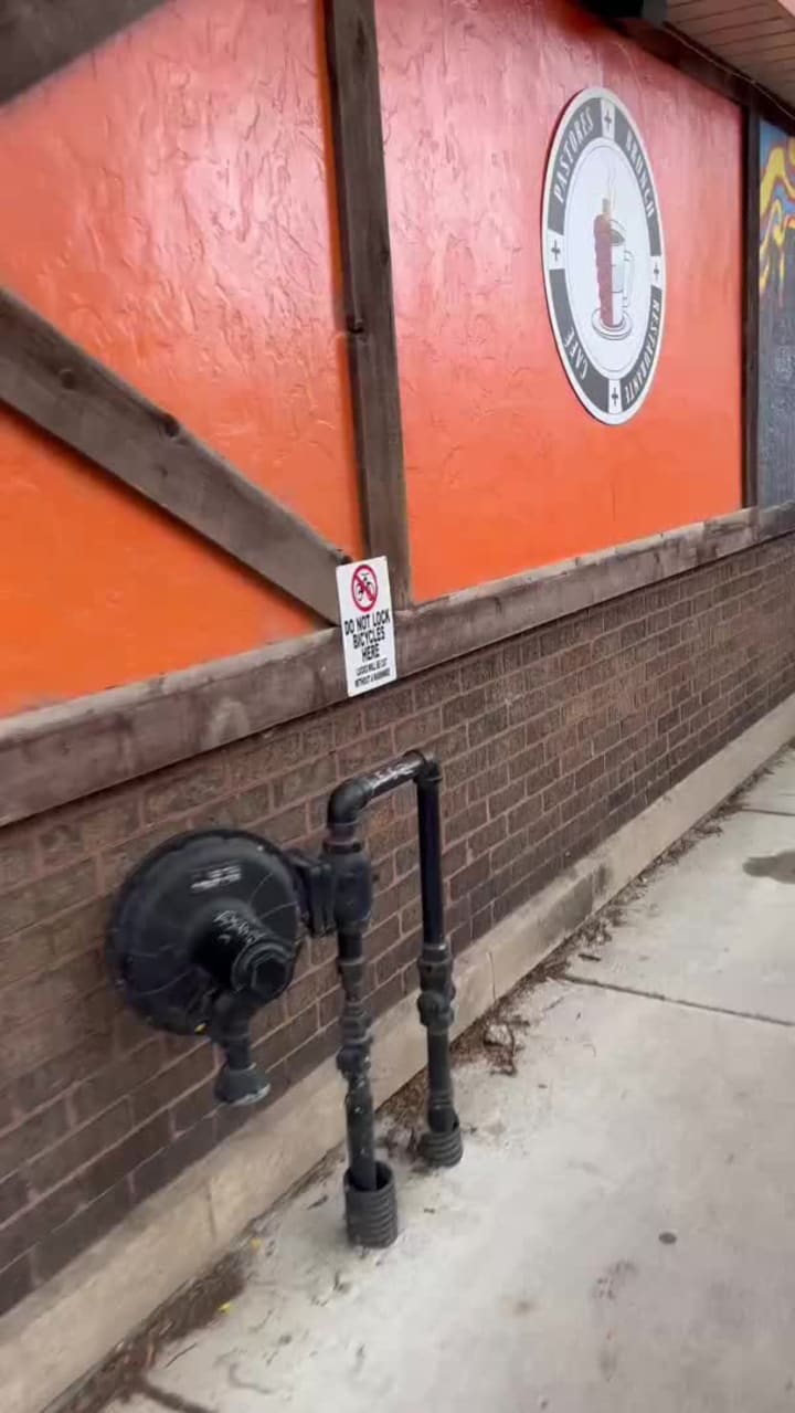 Video review of Pastores Brunch