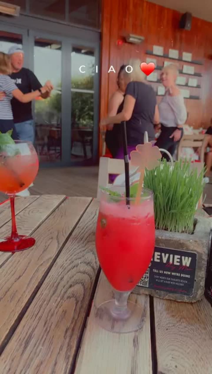 Moo Moo Meet & Whine