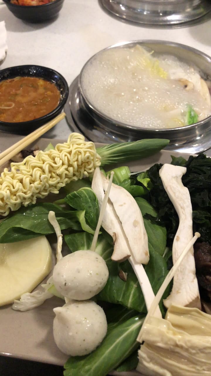 Video review of Spring Shabu Shabu Buffet