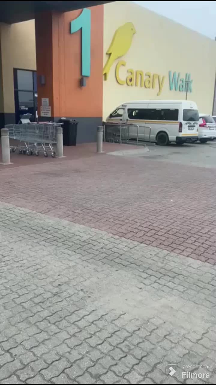 Shopright canary walk