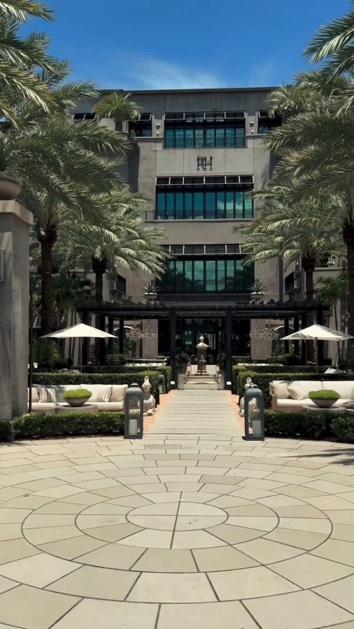 RH Rooftop Restaurant