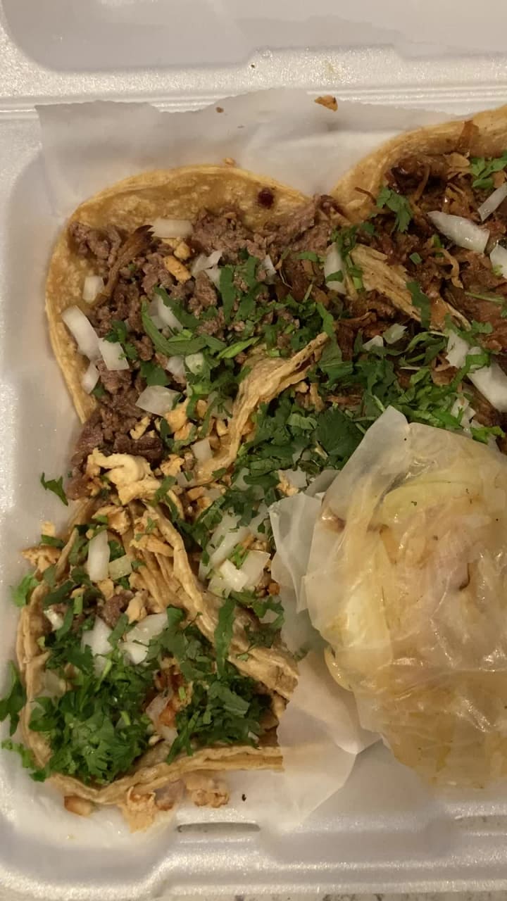 Poncho's Tacos