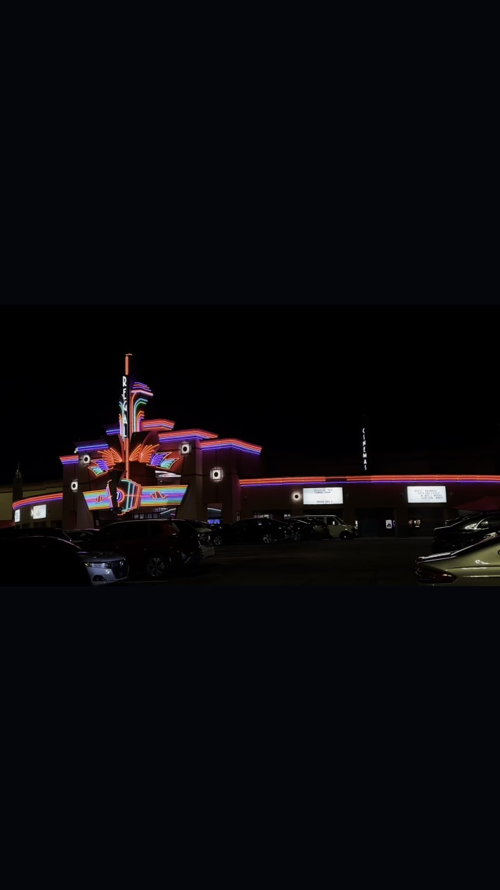 Video review of Regal Hollywood