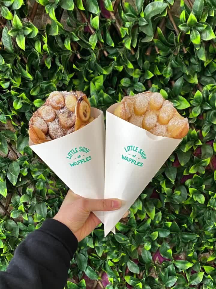 Video review of The Corso