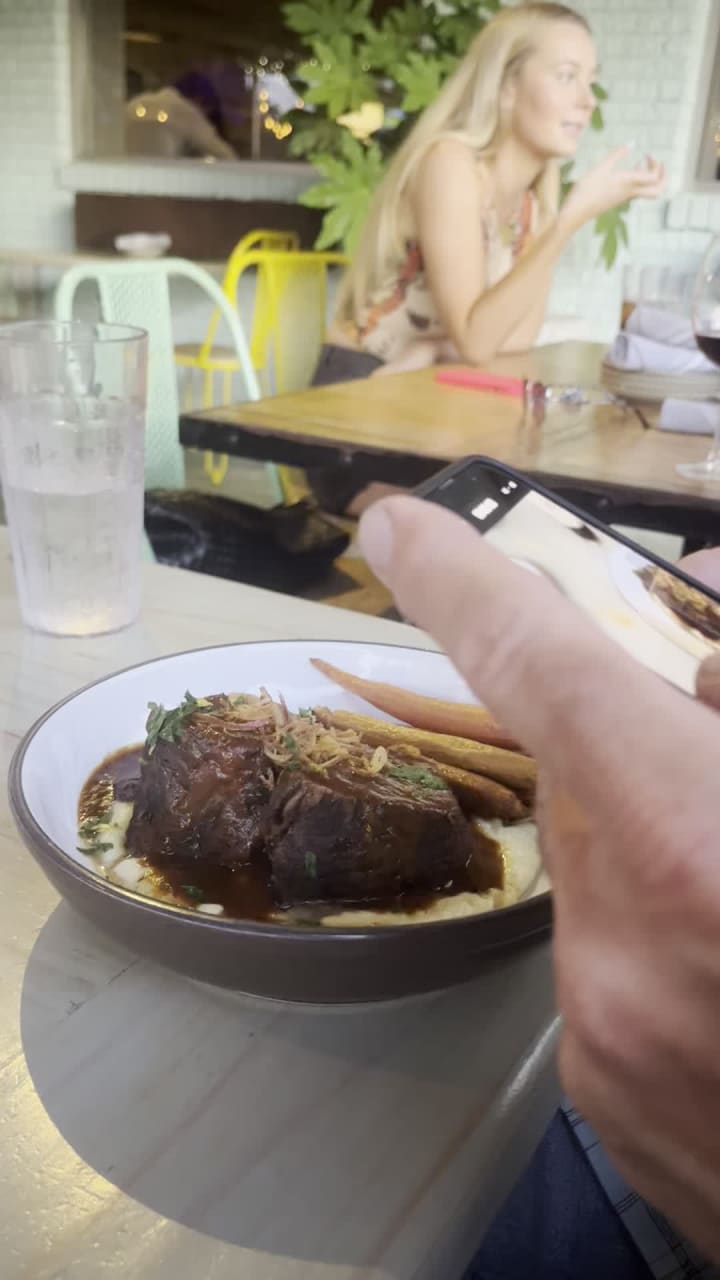 Ty's Roadside Coastal Kitchen